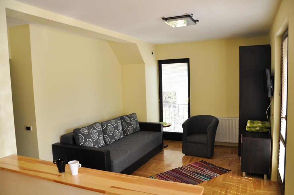 זלאטיבור Apartmani Vidic מראה חיצוני תמונה