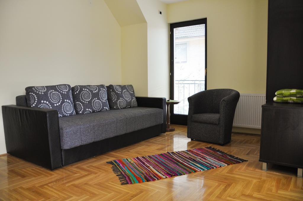 זלאטיבור Apartmani Vidic מראה חיצוני תמונה