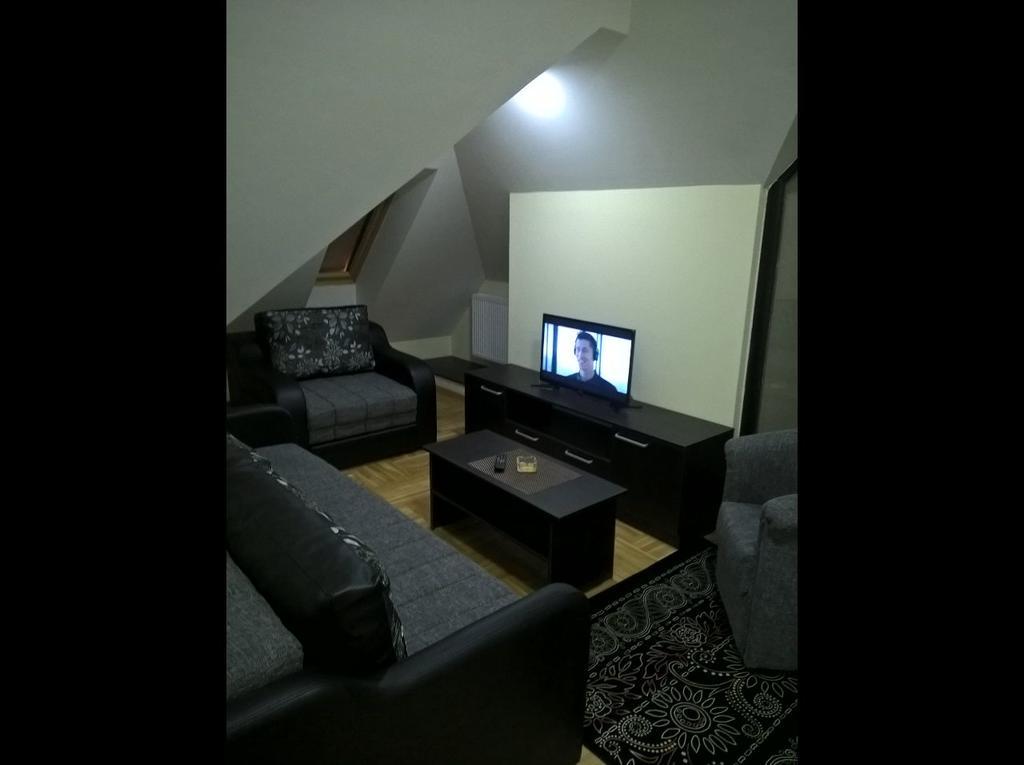 זלאטיבור Apartmani Vidic מראה חיצוני תמונה